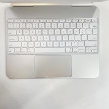 Load image into Gallery viewer, Apple Magic Keyboard for iPad Pro 13in(M4) A2974 White