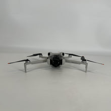 Load image into Gallery viewer, DJI Mini 4 Pro Carbon Gray