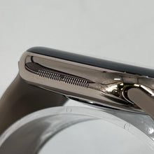 Load image into Gallery viewer, Apple Watch (Series 10) 42mm Gold Unlocked 64GB