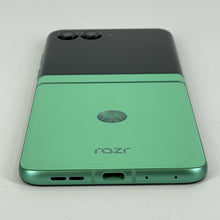 Load image into Gallery viewer, Motorola Razr (2025) 256GB Green (TracFone)