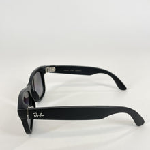 Load image into Gallery viewer, Meta Ray-Ban Meta Wayfarer (Gen 1) Matte Black 32GB