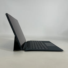 Load image into Gallery viewer, Dell Latitude 7350 (Detachable) 13.3 Blue 4.4 GHz Intel Core Ultra 5 16GB RAM 256GB Solid State Drive