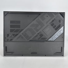 Load image into Gallery viewer, Asus ROG Strix Scar 18 G834 18 Black 2.2 GHz Intel Core i9 14th Gen. 32GB RAM 2TB Solid State Drive NVIDIA GeForce RTX 4080 12 GB