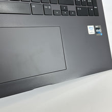 Load image into Gallery viewer, LG Gram 17 Purple 2.1 GHz Intel Core i7 12th Gen. 16GB RAM 512GB Solid State Drive