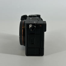 Load image into Gallery viewer, Sony Alpha 7CR 61MP Black
