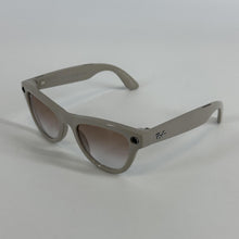 Load image into Gallery viewer, Meta Ray-Ban Meta Skyler (Gen 1) Shiny Chalky Gray 32GB