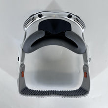 Load image into Gallery viewer, Apple Vision Pro 1TB