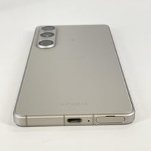 Load image into Gallery viewer, Sony Xperia 1 VI 12GB RAM 256GB Silver (GSM Unlocked)