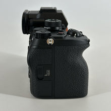Load image into Gallery viewer, Sony Alpha 7R V 61MP Black