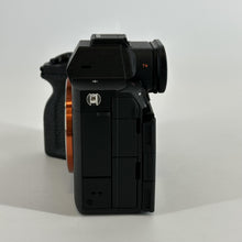 Load image into Gallery viewer, Sony Alpha 7R V 61MP Black