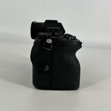 Load image into Gallery viewer, Sony Alpha 7 IV 33MP Black