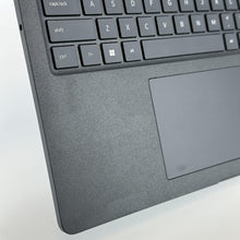 Load image into Gallery viewer, Dell Pro 16 PC16250 Magnetite 1.4 GHz Intel Core 5 8GB RAM 256GB Solid State Drive