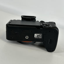 Load image into Gallery viewer, Sony Alpha 7 IV 33MP Black
