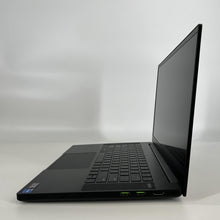 Load image into Gallery viewer, Razer Blade 15 Base 2021 Black 2.3 GHz Intel Core i7 11th Gen. 16GB RAM 512GB Solid State Drive NVIDIA GeForce RTX 3070 8 GB