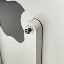 Load image into Gallery viewer, Apple Studio Display 27in 2022 Silver