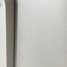 Load image into Gallery viewer, Apple Studio Display 27in 2022 Silver