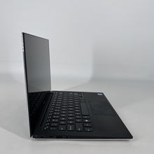 Load image into Gallery viewer, Dell XPS 13 9350 Silver 2.2 GHz Intel Core i7 6th Gen. 16GB RAM 512GB Solid State Drive