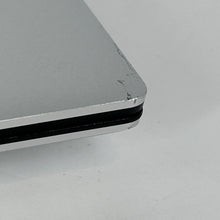 Load image into Gallery viewer, Dell XPS 15 9520 Silver 2.3 GHz Intel Core i7 12th Gen. 32GB RAM 1TB Solid State Drive