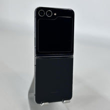 Load image into Gallery viewer, Galaxy Z Flip5 256GB Grey (T-Mobile)