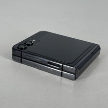 Load image into Gallery viewer, Galaxy Z Flip5 256GB Grey (T-Mobile)