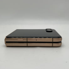 Load image into Gallery viewer, Motorola Razr Ultra (2025) 512GB Brown (GSM Unlocked)