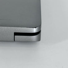 Load image into Gallery viewer, Dell Latitude 5540 15.6 Silver 1.7 GHz Intel Core i7 13th Gen. 16GB RAM 512GB Solid State Drive