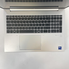 Load image into Gallery viewer, HP Elitebook 860 G11 16 Silver 1.7 GHz Intel Core Ultra 7 16GB RAM 512GB Solid State Drive
