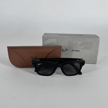 Load image into Gallery viewer, Meta Ray-Ban Meta Wayfarer (Gen 2) Matte Black 32GB