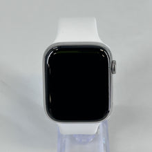 Load image into Gallery viewer, Apple Watch (Series 8) 45mm Silver Unlocked 32GB