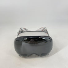 Load image into Gallery viewer, Apple Vision Pro (M5) 256GB
