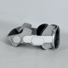 Load image into Gallery viewer, Apple Vision Pro (M5) 256GB