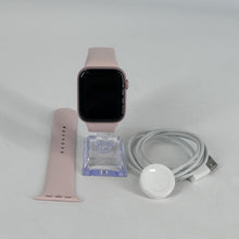 Load image into Gallery viewer, Apple Watch (Series 5) 44mm Gold Unlocked 32GB