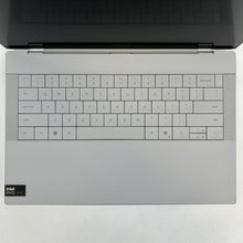 Load image into Gallery viewer, Dell XPS 14 9440 Platinum 1.4 GHz Intel Core Ultra 7 32GB RAM 1TB Solid State Drive