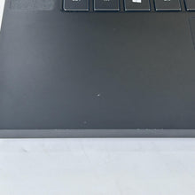 Load image into Gallery viewer, Razer Blade 15 Advanced 2019 Black 2.2 GHz Intel Core i7 8th Gen. 16GB RAM 256GB Solid State Drive NVIDIA GeForce RTX 2070 8 GB