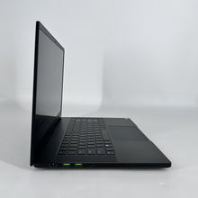 Load image into Gallery viewer, Razer Blade 15 Advanced 2019 Black 2.2 GHz Intel Core i7 8th Gen. 16GB RAM 256GB Solid State Drive NVIDIA GeForce RTX 2070 8 GB