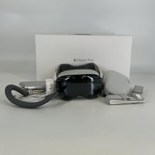 Load image into Gallery viewer, Apple Vision Pro 256GB