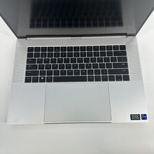 Load image into Gallery viewer, Razer Blade 16 2024 Silver 2.2 GHz Intel Core i9 14th Gen. 32GB RAM 2TB Solid State Drive NVIDIA GeForce RTX 4080 12 GB