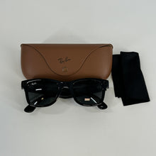 Load image into Gallery viewer, Meta Ray-Ban Meta Wayfarer (Gen 2) Matte Black 32GB
