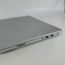 Load image into Gallery viewer, Razer Blade 16 2024 Silver 2.2 GHz Intel Core i9 14th Gen. 32GB RAM 2TB Solid State Drive NVIDIA GeForce RTX 4080 12 GB