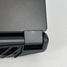 Load image into Gallery viewer, MSI Raider GE75 17.3 Black 2.2 GHz Intel Core i7 8th Gen. 16GB RAM 1TB Solid State Drive NVIDIA GeForce RTX 2060 6 GB