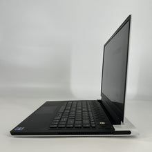 Load image into Gallery viewer, Dell Alienware X15 R2 White 2.5 GHz Intel Core i9 12th Gen. 32GB RAM 2TB Solid State Drive NVIDIA GeForce RTX 3080 Ti 16 GB