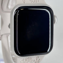 Load image into Gallery viewer, Apple Watch (SE) 2nd Gen. 40mm Silver Unlocked 32GB