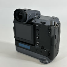 Load image into Gallery viewer, Fujifilm GFX 100 102MP Black