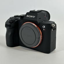 Load image into Gallery viewer, Sony Alpha 7R III 42.4MP Black