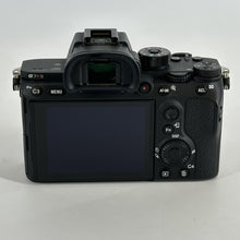 Load image into Gallery viewer, Sony Alpha 7R III 42.4MP Black
