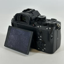 Load image into Gallery viewer, Sony Alpha 7R III 42.4MP Black
