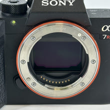 Load image into Gallery viewer, Sony Alpha 7R III 42.4MP Black
