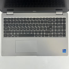Load image into Gallery viewer, Dell Latitude 5520 15.6 Gray 2.8 GHz Intel Core i7 11th Gen. 16GB RAM 512GB Solid State Drive