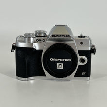 Load image into Gallery viewer, Olympus OM-D E-M10 IV 20.3MP Silver