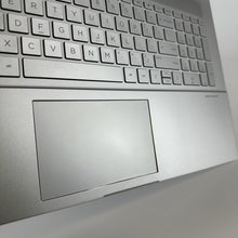 Load image into Gallery viewer, HP Envy 17 Silver 2.1 GHz Intel Core i7 12th Gen. 32GB RAM 1TB Solid State Drive